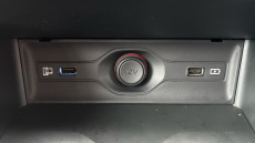 MG HS 1.5 T-GDI Trophy 5dr DCT Petrol Hatchback